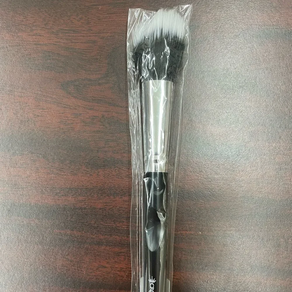 NWT Crown Brush Tapered Due Fiber Brush C427